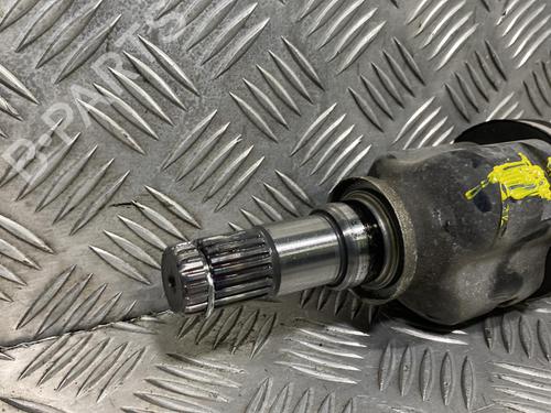 Used Right front driveshaft TOYOTA YARIS (_P13_) 1.5 Hybrid (NHP130_, NHP130) (101 hp) 19994859