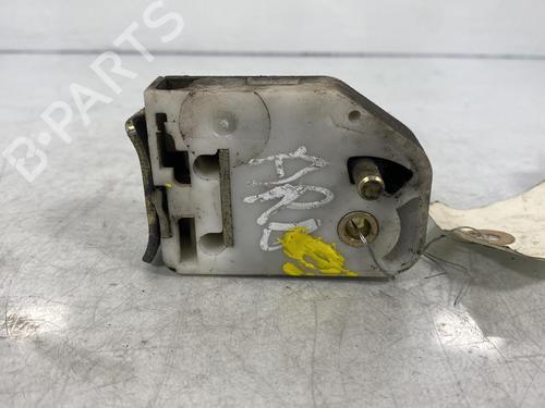 Højre bagtil lås Højre bagtil lås RENAULT 11 (B/C37_) 1.2 (B37S, C375) (55 hp) 20013368 20013368
