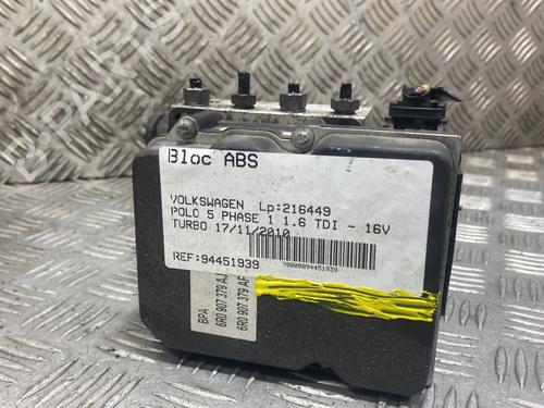 Used ABS pump VW POLO V (6R1, 6C1) 1.6 TDI (90 hp) 21963767
