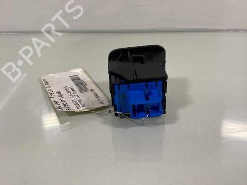 Switch PEUGEOT RIFTER 1.5 BlueHDi 100 | BP19961583I30 