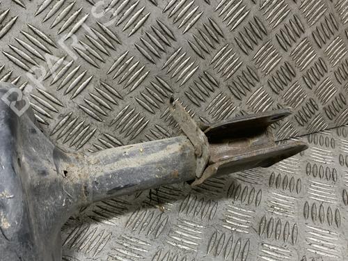 Used Left front shock absorber Left front shock absorber RENAULT CLIO II (BB_, CB_) 1.5 dCi (B/CB07) (65 hp) 32062989 32062989