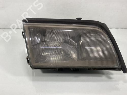 Used Right headlight MERCEDES-BENZ C-CLASS (W202) C 250 D (202.125) (113 hp) 19999158