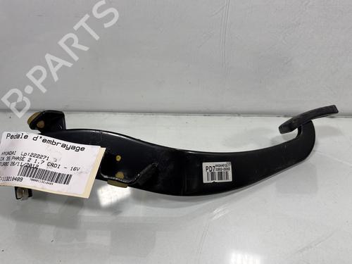 Used Clutch pedal HYUNDAI ix35 (LM, EL, ELH) 1.7 CRDi (116 hp) 29866857