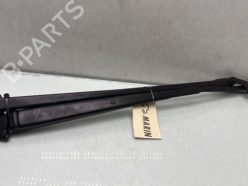 Used Front windshield wiper arm TOYOTA YARIS (_P13_) 1.5 Hybrid (NHP130_, NHP130) (101 hp) 28704797