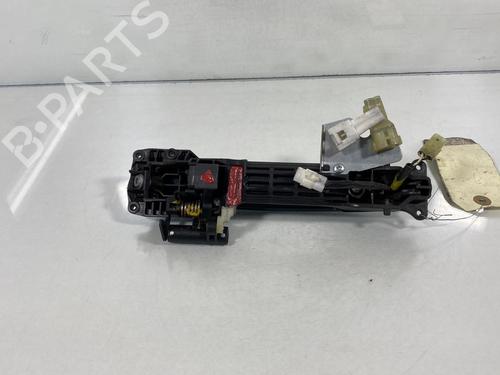 Used Front right exterior door handle Front right exterior door handle 20032227 20032227