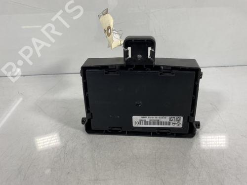 Used Fuse box RENAULT CLIO III (BR0/1, CR0/1) 1.5 dCi (BR17, CR17) (86 hp) 19995468