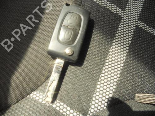 Right front window switch CITROËN C2 (JM_) 1.1 | BP20018425I26 