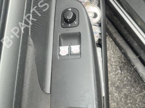 Right taillight VW GOLF V (1K1) 1.9 TDI | BP20185525C35 