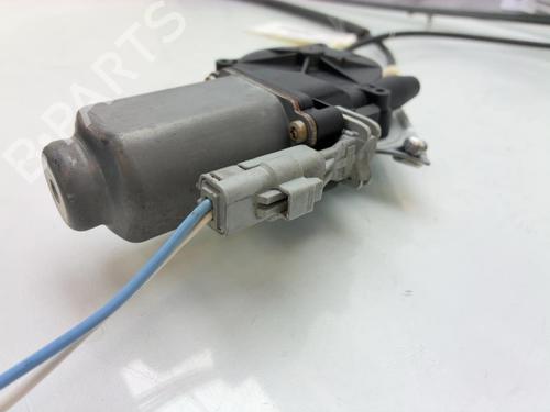 Used Front right window mechanism Front right window mechanism PEUGEOT 806 (221) 2.0 HDI (109 hp) 39730312 39730312