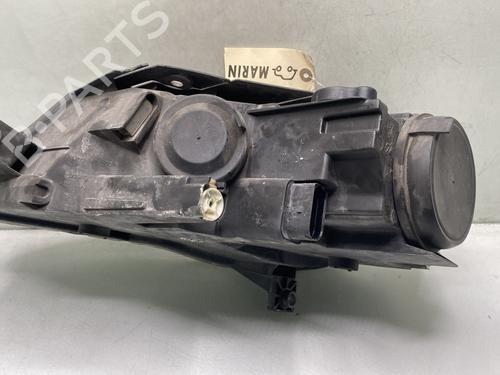 Right headlight VW PASSAT B6 (3C2) 2.0 TDI 16V | BP29939120C29