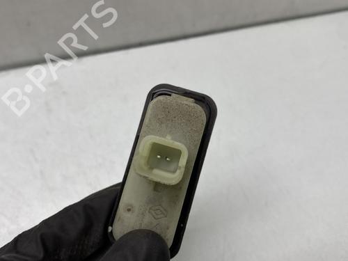 Used Switch Switch RENAULT CLIO III (BR0/1, CR0/1) 1.5 dCi (C/BR0G, C/BR1G) (68 hp) 30198929 30198929