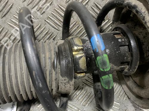 Used Right front shock absorber Right front shock absorber VW GOLF IV (1J1) 1.4 16V (75 hp) 21955803 21955803
