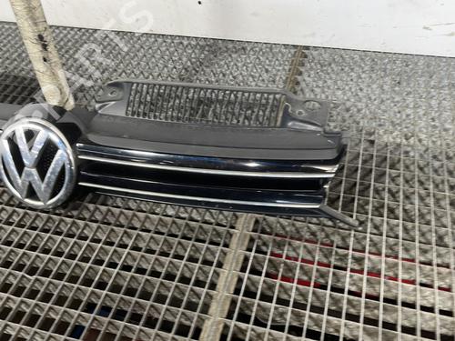 grille-vw-golf-vi-5k1-2008-2009-2010-2011-2012-2013-2014-26908100 main image