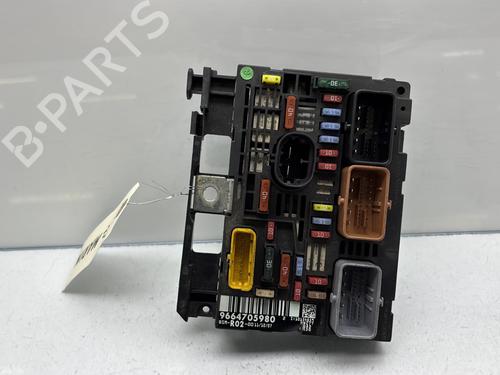 Used Fuse box PEUGEOT 407 SW (6E_, 6D_) 1.6 HDi 110 (109 hp) 29841579