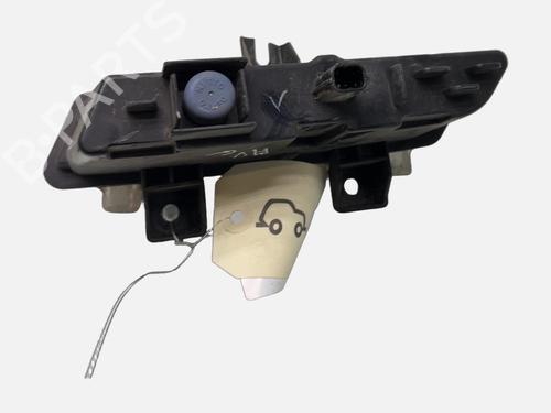left-daytime-light-renault-captur-i-j5_-h5_-2013-40205301 main image