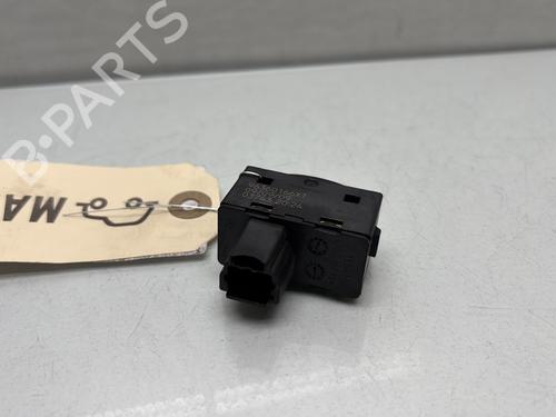 Left rear window switch PEUGEOT 407 (6D_) 2.0 HDi (6DRHRH) | BP27356365I29 
