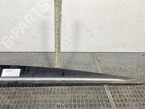 Used Door moulding trim RENAULT CLIO IV (BH_) 1.2 16V (73 hp) 32063521