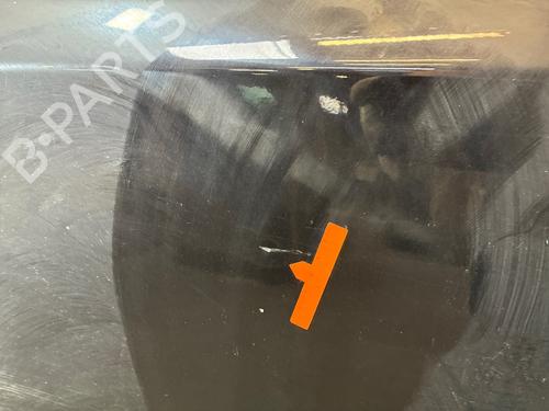 Used Left front door Left front door 38597732 38597732