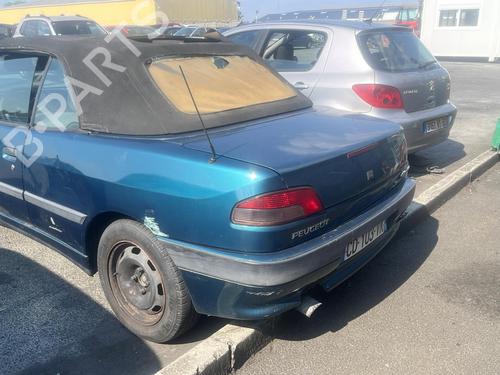 Right taillight PEUGEOT 306 Convertible (7D, N3, N5) 1.8 | BP25123735C35 