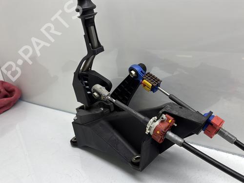 Gear lever RENAULT KOLEOS I (HY_) 2.0 dCi (HY0K) | BP30850409M90 - Image 7