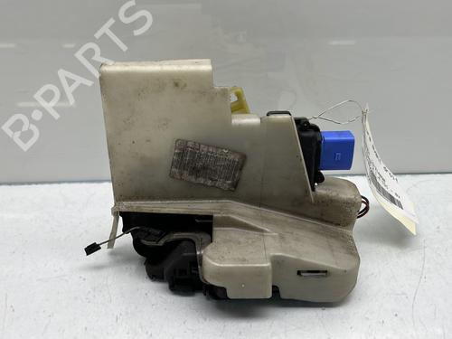 Used Front right lock VW POLO (9N_, 9A_) 1.4 TDI (70 hp) 23088154