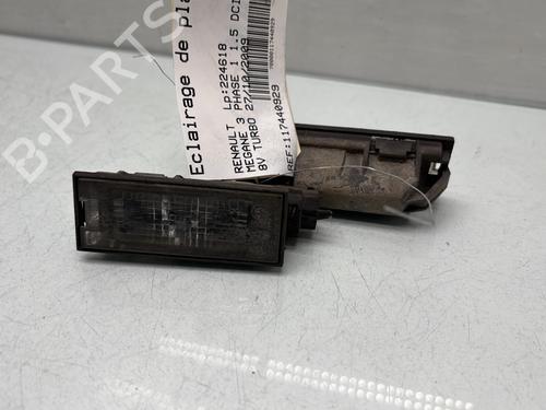 Éclairage de plaque d'immatriculation RENAULT MEGANE III Hatchback (BZ0/1_, B3_) 1.5 dCi (BZ09, BZ0D, BZ1W, BZ29, BZ14) (110 hp) 32134277
