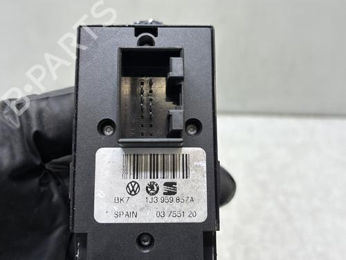 Used Left front window switch Left front window switch SKODA FABIA II Combi (545) [2007-2014] 33774245 33774245