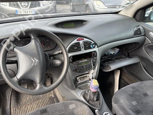 Fuse box CITROËN C5 I (DC_) 2.0 HDi (DCRHZB, DCRHZE) | BP29842127E1