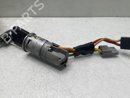Used Ignition barrel Ignition barrel RENAULT ESPACE II (J/S63_) 2.1 TD (J633, J634, J/S635, J/S63D) (88 hp) 31858201 31858201