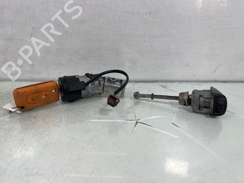 Ratlås/Tændingslås Ratlås/Tændingslås PEUGEOT 5008 (0U_, 0E_) 1.6 HDi (112 hp) 37279566 37279566