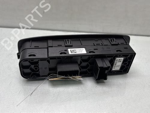 Interrupteur de vitre avant gauche RENAULT MEGANE IV Hatchback (B9A/M/N_) 1.5 dCi 110 (B9A3) | BP29841741I27