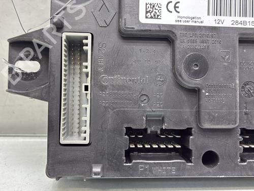 Used Fuse box Fuse box 37755363 37755363