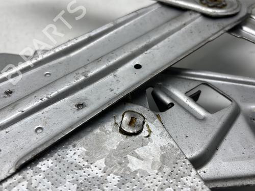 Lève-vitre avant gauche RENAULT TWINGO I (C06_) 1.2 (C066, C068) | BP30676887C22