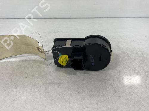 Used Headlight switch Headlight switch CHEVROLET CRUZE Station Wagon (J308) 1.7 TD (131 hp) 21957032 21957032