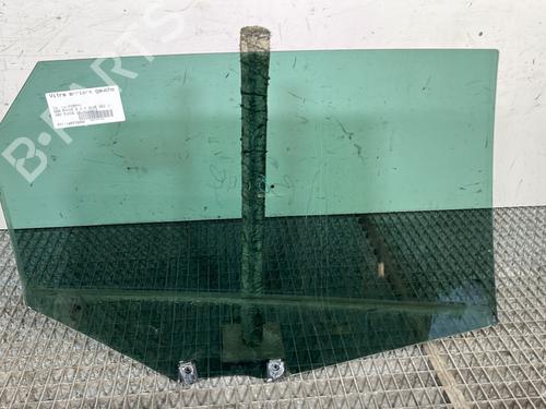 rear-left-door-window-ds-ds-5-kf_-2015-2016-2017-2018-30864004 main image