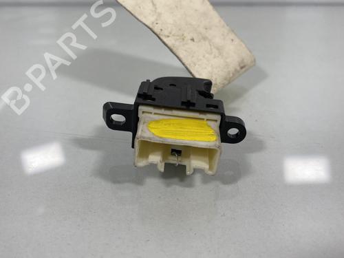 Used Right front window switch Right front window switch MAZDA PREMACY (CP) 2.0 TD (101 hp) 20013404 20013404