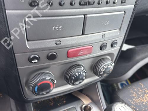 Right front window switch ALFA ROMEO 147 (937_) 1.9 JTDM 8V (937.AXD1A, 937.AXU1A, 937.BXU1A) | BP32441433I26 