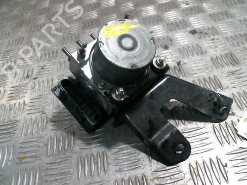Used ABS pump ABS pump CITROËN C1 (PM_, PN_) 1.0 (68 hp) 19978695 19978695