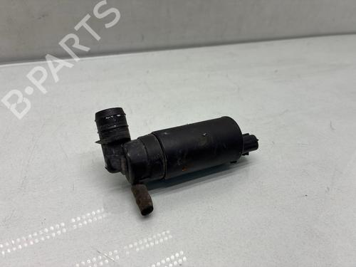 Used Washer pump Washer pump TOYOTA YARIS (_P1_) 1.3 (SCP12_, SCP13_, SCP12R, SCP13R) (87 hp) 34525268 34525268