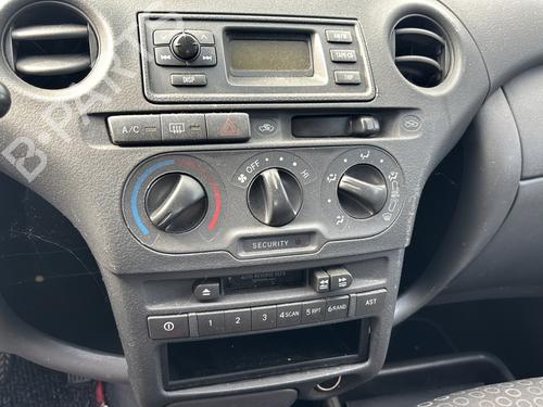 Left front window switch TOYOTA YARIS (_P1_) 1.4 D-4D (NLP10_, NLP10R) | BP30791577I27 - Image 22