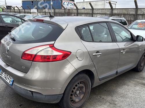 Fuse box RENAULT MEGANE III Hatchback (BZ0/1_, B3_) 1.5 dCi (BZ0C) | BP37452354E1 - Image 34