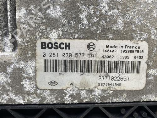Engine control unit (ECU) RENAULT MASTER III Van (FV) 2.3 dCi 100 FWD (FV0A, FV0B, FV0G, FV0K, FV0H) | BP31205927M57