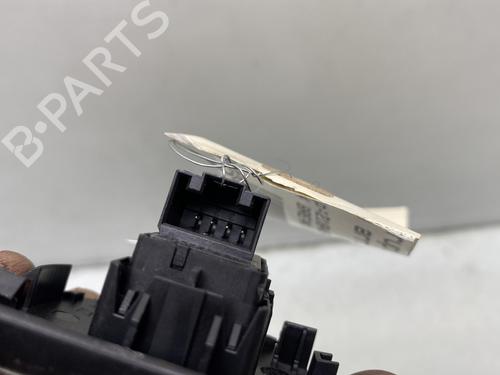 left-rear-window-switch-skoda-octavia-iii-combi-5e5-5e6-2012-2013-2014-2015-2016-2017-2018-2019-2020-29574616 main image