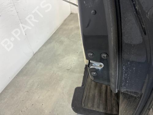 Used Right front door Right front door 38598193 38598193