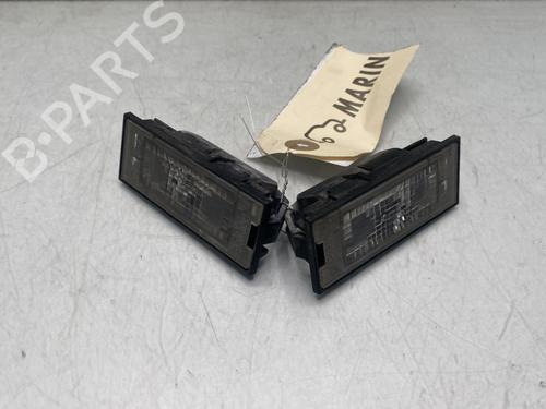 Used Licence plate light RENAULT LAGUNA III (BT0/1) 2.0 dCi (BT01, BT08, BT09, BT0E, BT0K, BT12, BT1C, BT1D,... (150 hp) 30864023