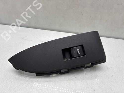 Used Right front window switch Right front window switch 38230589 38230589