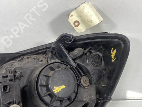 Right headlight KIA SPORTAGE II (JE_, KM_) 2.0 CRDi 4WD | BP22298266C29