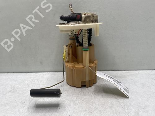 fuel-pump-renault-clio-ii-bb_-cb_-1998-1999-2000-2001-2002-2003-2004-2005-2006-2007-2008-2009-2010-2011-2012-2013-2014-2015-2016-32062709 main image