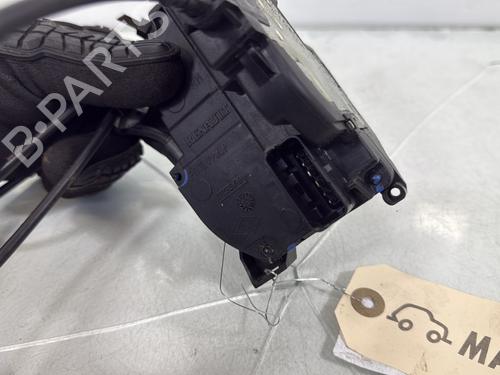 front-right-lock-renault-master-iii-van-fv-2010-32981145 main image