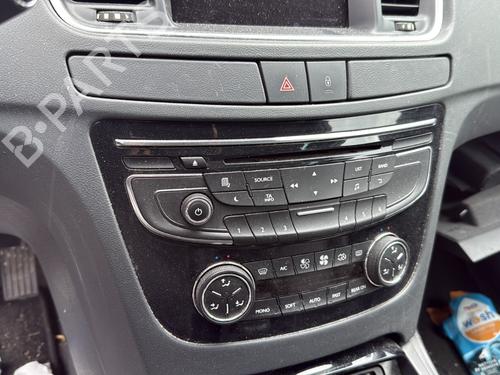 Rear seat PEUGEOT 508 SW I (8E_) 2.0 HDi RXH Hybrid4 | BP29501661C17